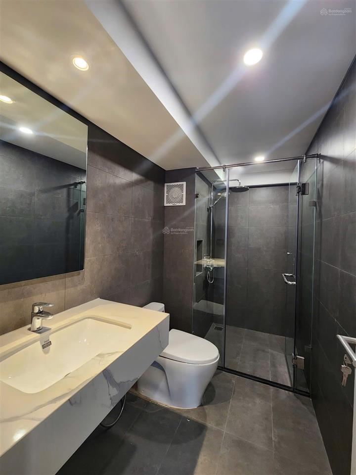 Chủ hạ giá lần 5 thang máy ô tô tránh gần hồ tây hơn 20 tỷ còn tl mạnh!