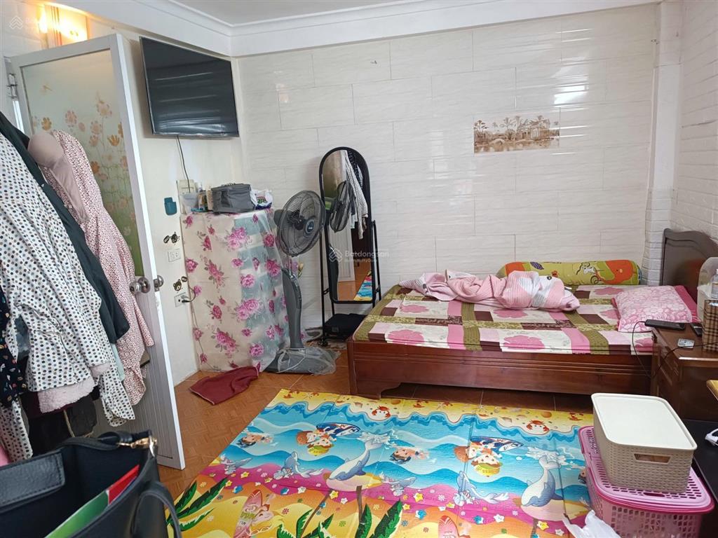 Chuyển công tác bán gấp nhà hạ hồi hoàn kiếm 26m 6 tầng mt 5m chỉ 9,95 tỷ tl sâu