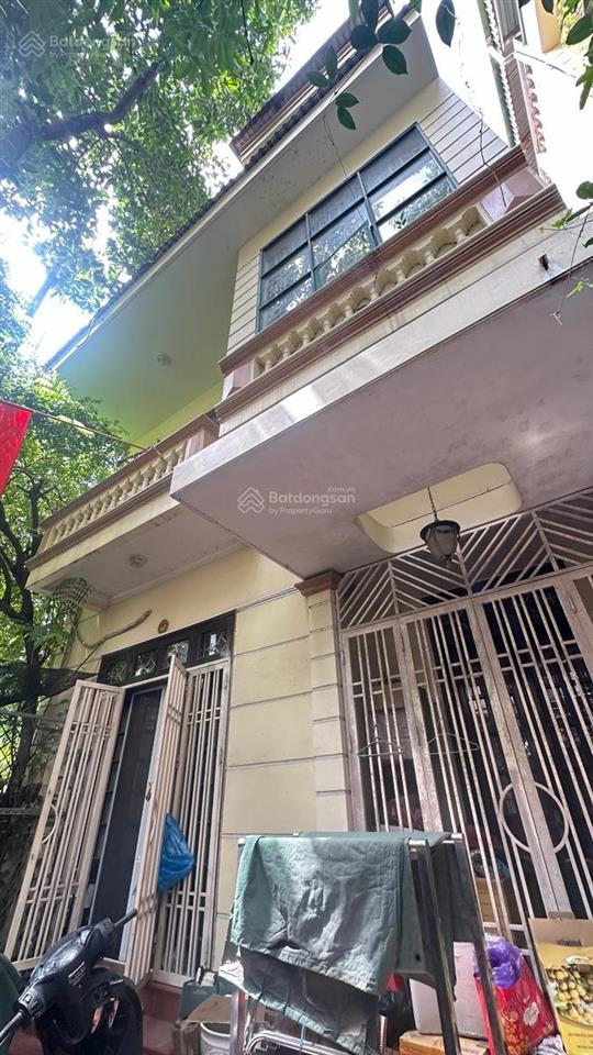 Bán gấp tô ngọc vân tây hồ 100m2 3 tầng mt 8m ô tô sát phố hơn 40 tỷ tl mạnh