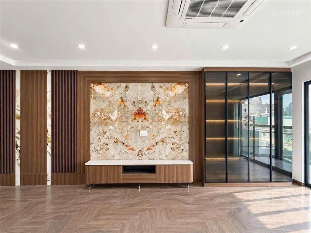 Nợ bank cần bán gấp nhà phân lô ô tô tránh trích sài lạc long quân 55m 6 tầng thang máy nhỉnh 19 tỷ