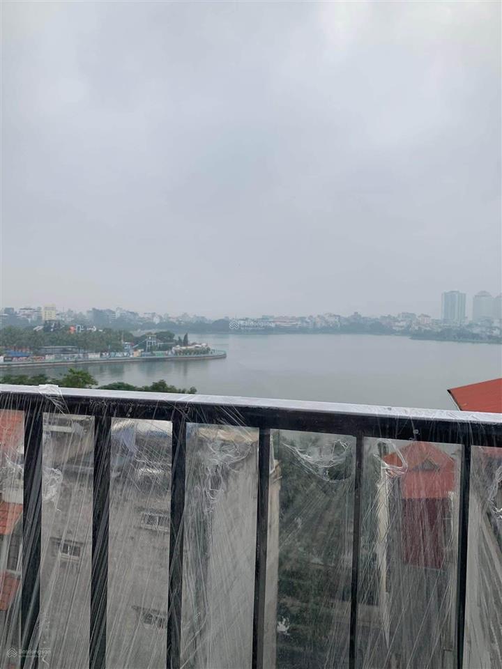 Cần gấp tài chính bán nhanh sau nhà mặt hồ tây 64m2 7 tầng thang máy ô tô 5m view trực diện hồ tây