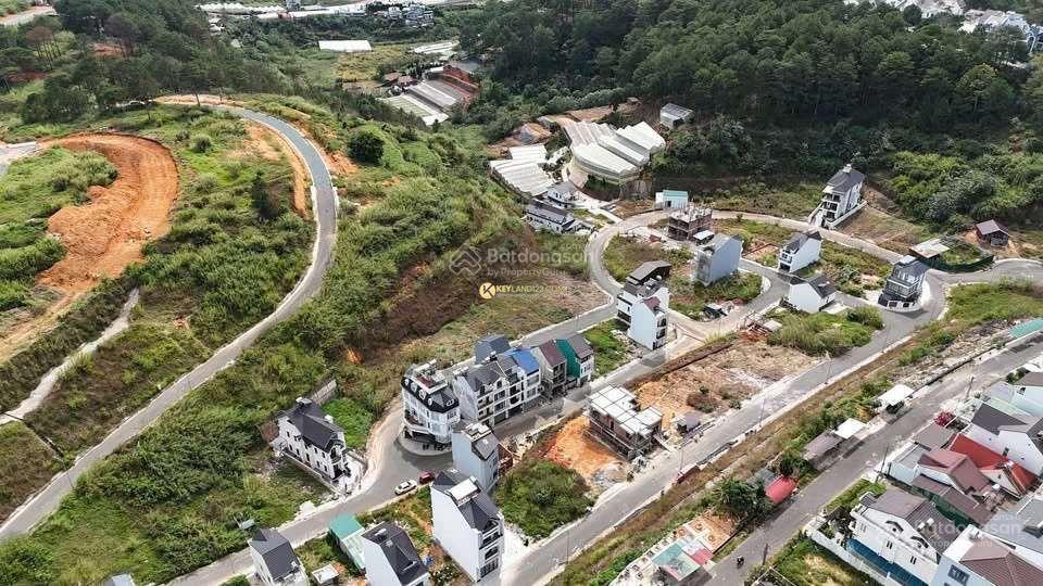 Đất hẻm ô tô lớn, view đồi thông vĩnh viễn