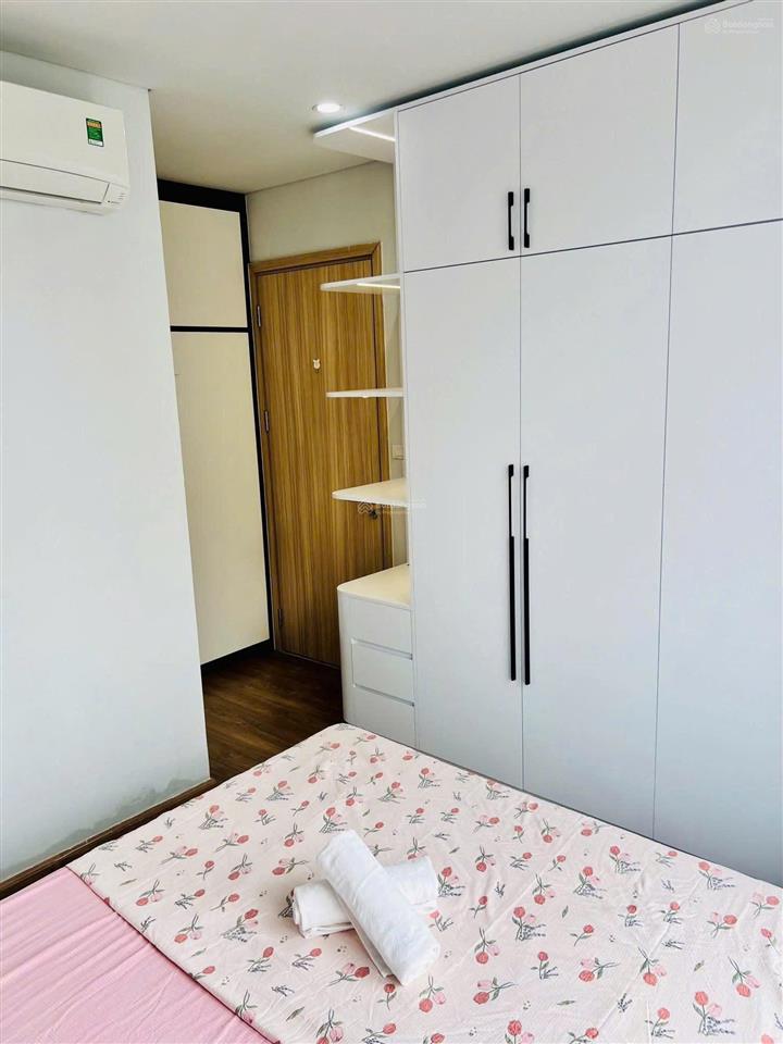 Cần thanh khoản gấp 2 ngủ 2 vệ sinh greenbay garden. đầy đủ nội thất chỉ 2ty7xx đã có sổ đỏ
