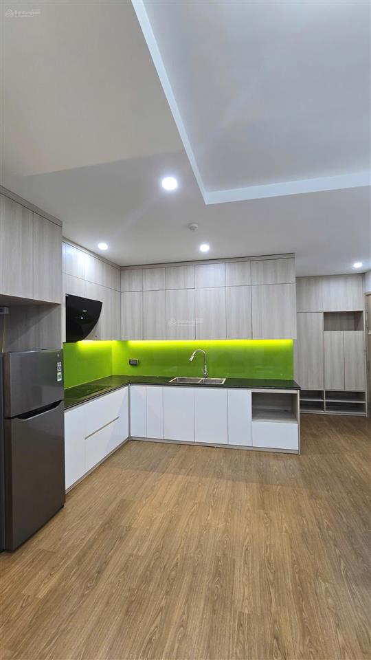 Chính chủ gửi bán căn hộ 1 phòng ngủ. chung cư greenbay garden trung tâm thành phố hạ long