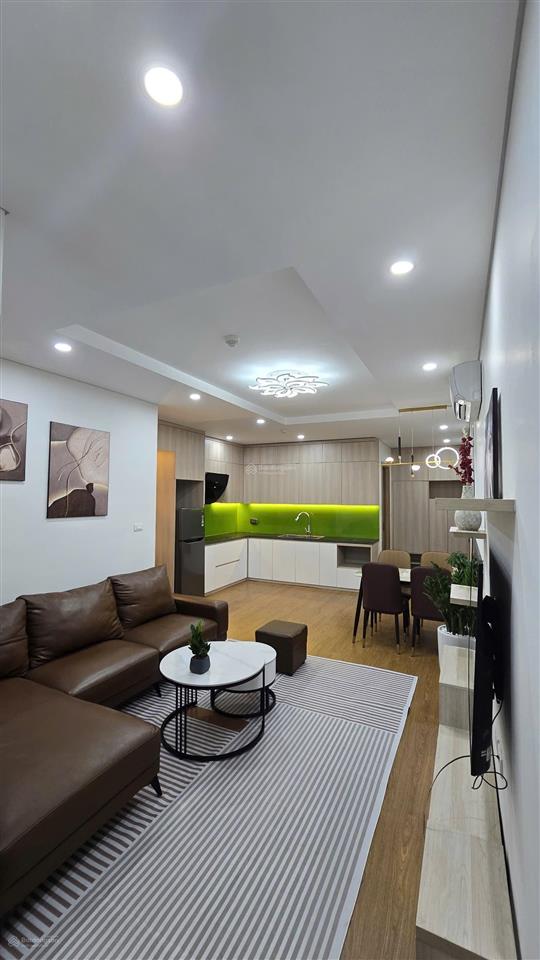 Chính chủ gửi bán căn hộ 1 phòng ngủ. chung cư greenbay garden trung tâm thành phố hạ long