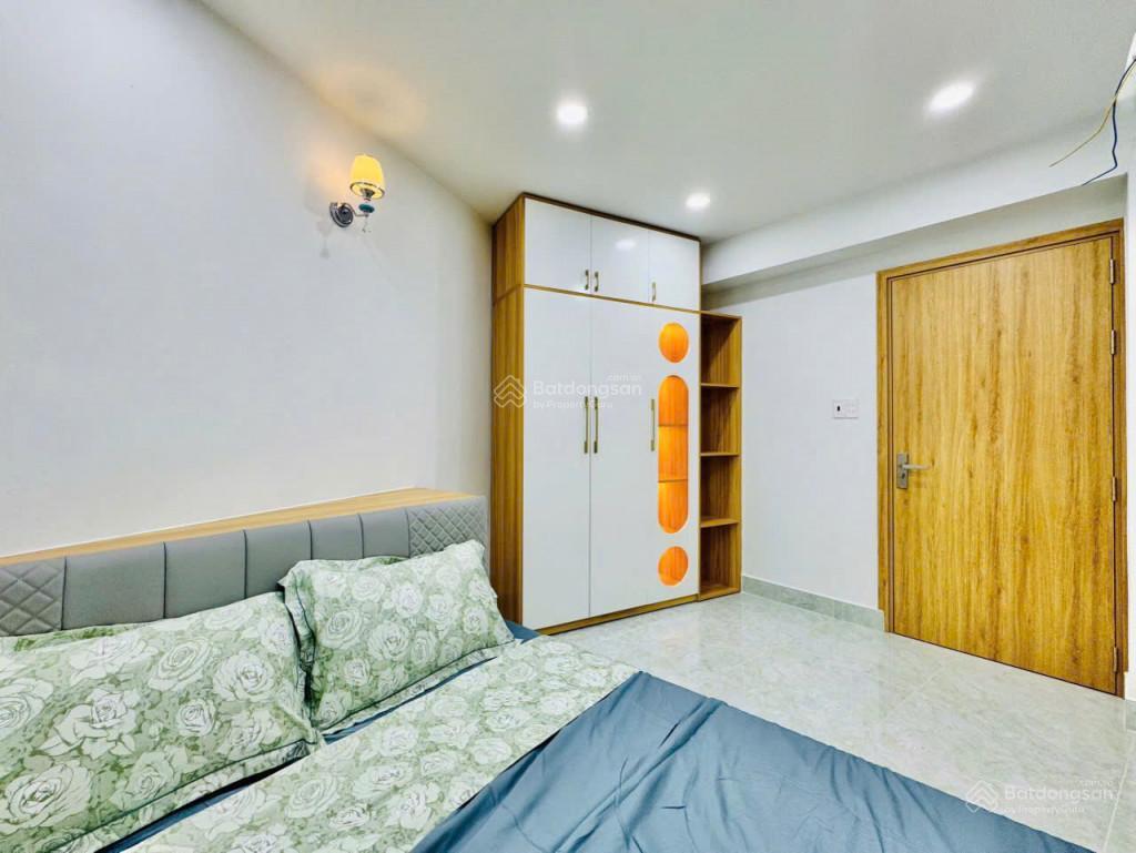 Cần tiền bán gấp nhà phạm thế hiển gần ubnd, shr, hẻm xe hơi nở hậu, diện tích lớn giá chỉ 1.5 tỷ