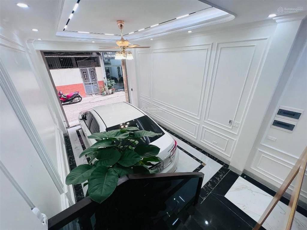 6 tầng thang máy ngõ oto tránh thoáng trước sau  khu vip