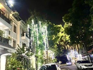 Cho thuê biệt thự khu đô thị việt hưng dt 180m x 4 tầng  mặt tiền 10m. sổ vuông đẹp