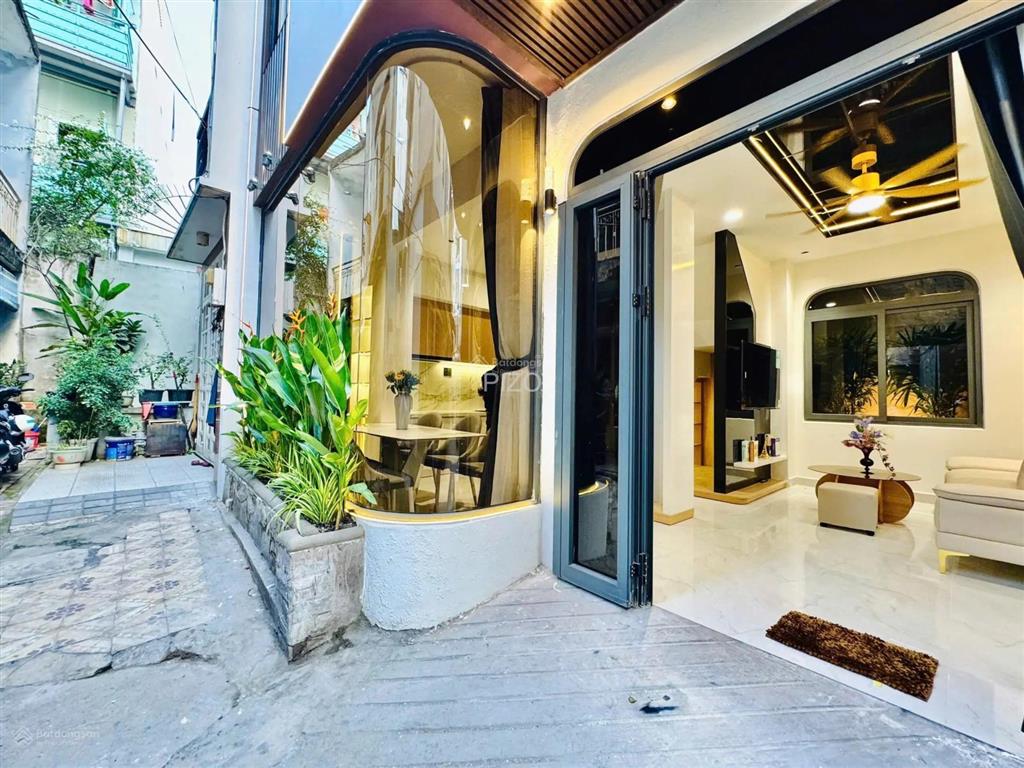 Hiện đại! nhà hxh ngang 6m đường thích quảng đức giá chỉ 7,55 tỷ tl