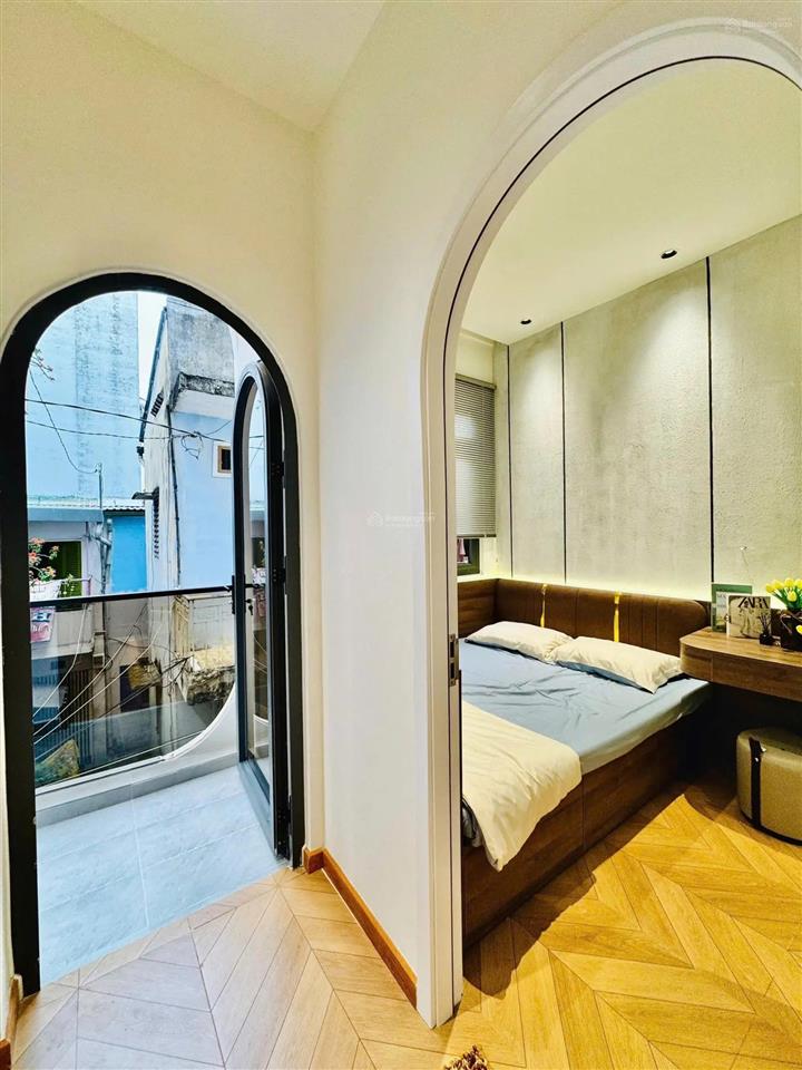 Hiện đại! nhà hxh ngang 6m đường thích quảng đức giá chỉ 7,55 tỷ tl