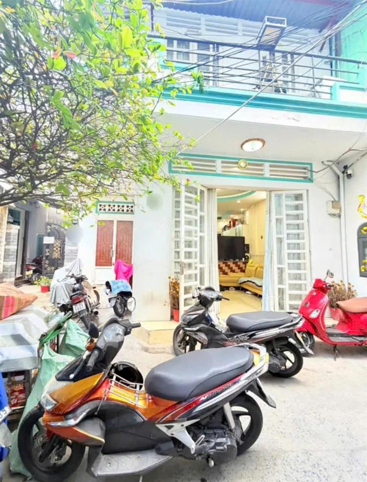 Bán nhanh nhà nguyễn thượng hiền 39m2  2 tầng  giá chỉ 5,7 tỷ  sổ nở hậu  thiện chí!