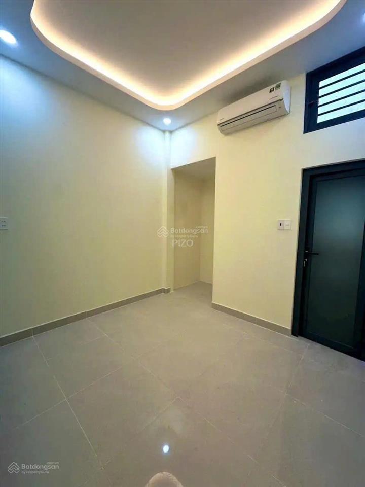 Bán nhanh! nhà nguyễn thượng hiền 32m2  chỉ 5 tỷ hơn  2 tầng  sổ sạch sẳn công chứng  thiện chí