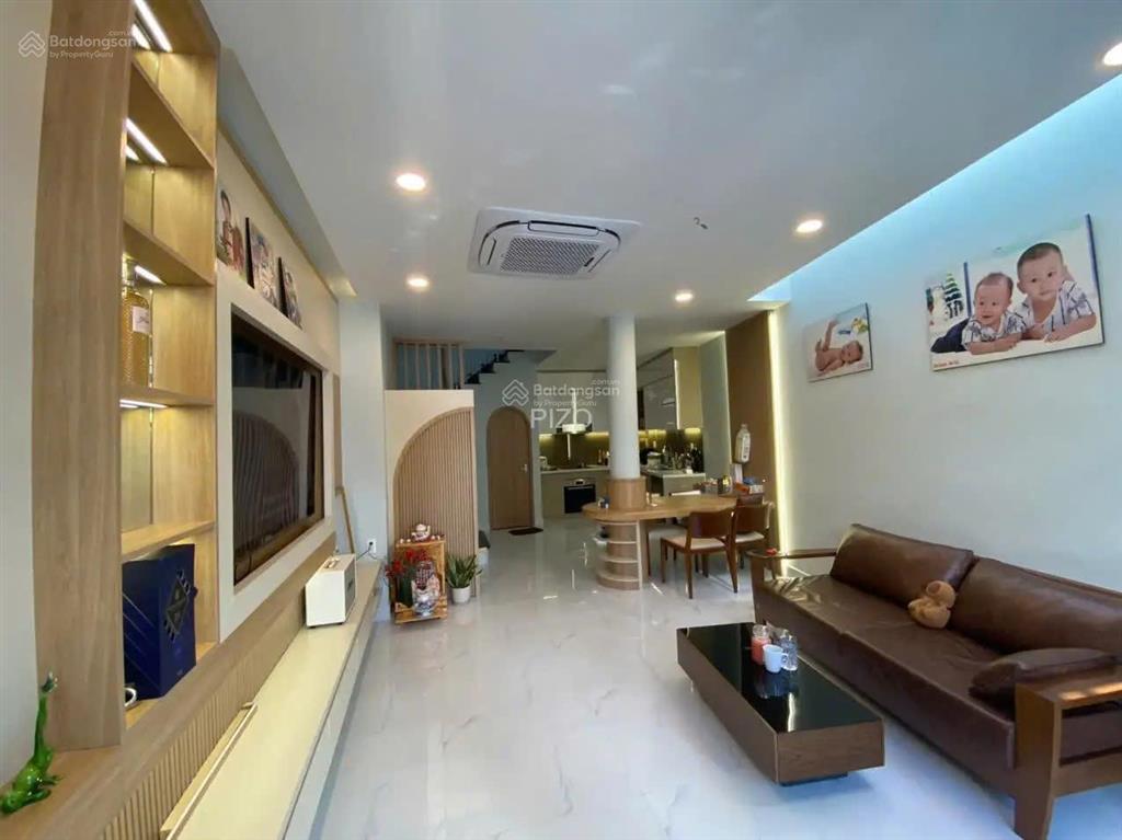 Siêu phẩm! nhà 55m2  hxh 5m  ctxd 5 tầng  chỉ hơn 7 tỷ  nhà đep xách vali vào ở ngay!