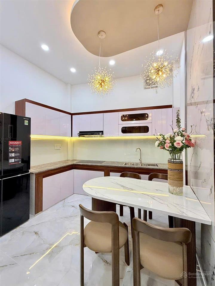 Chủ bớt lộc! nhà 4 tầng phan xích long phú nhuận, hẻm 3m, 5pn ở ngay hoặc cho thuê. 8.2 tỷ