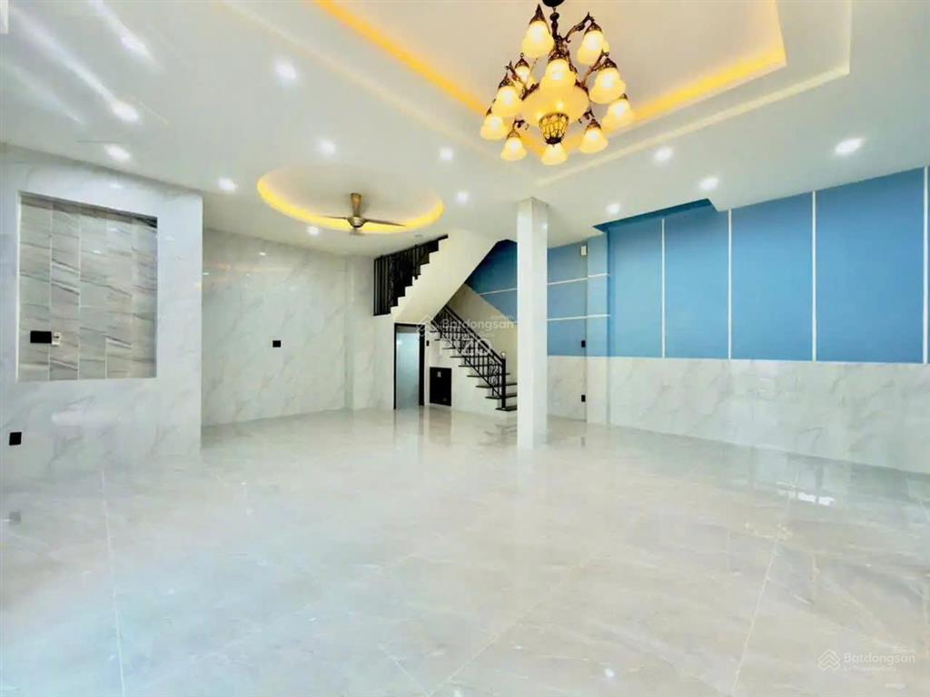 Siêu hiếm! nhà lê quang định bt ngang 7.5m nở hậu đẹp 9.55m sát mặt tiền, đúc 4 tầng. chỉ 9.25 tỷ