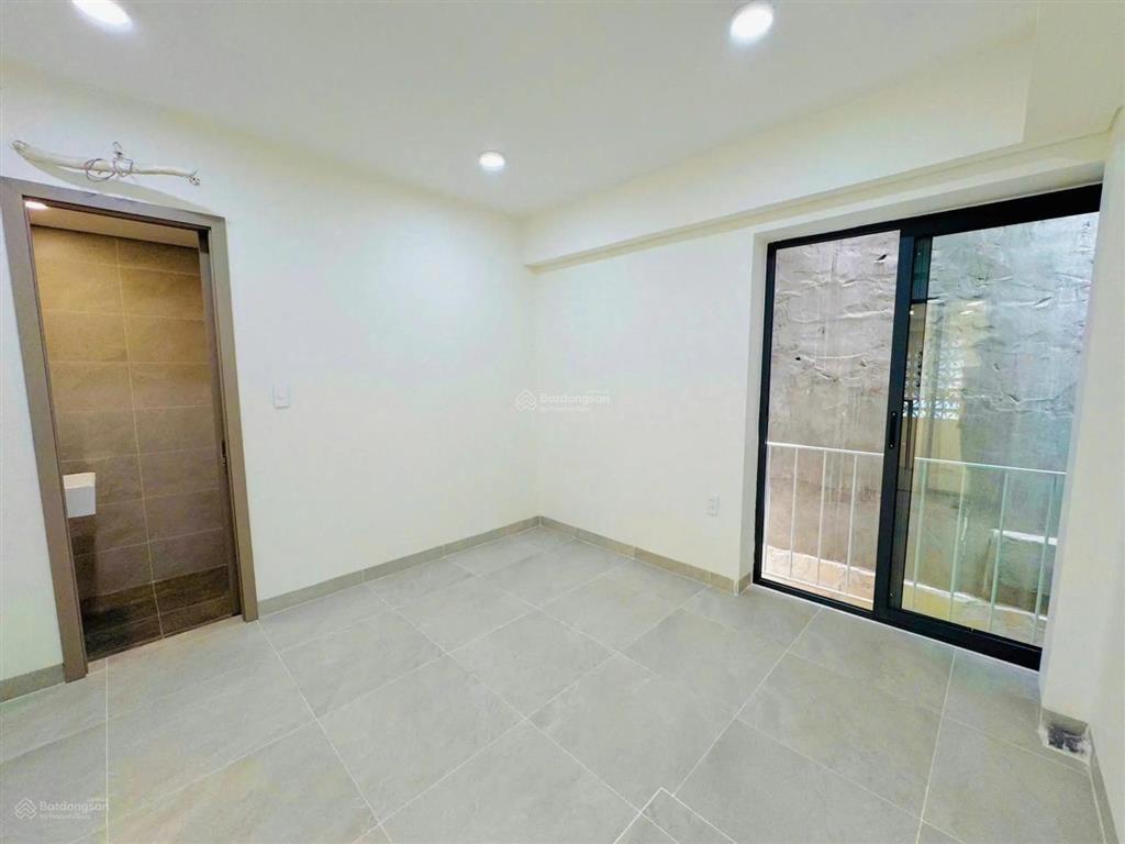 Siêu hiếm! nhà huỳnh văn bánh p17 phú nhuận ngang 4.85m, hẻm 5m, đúc lửng 3tst, 5pn. giá 11 tỷ