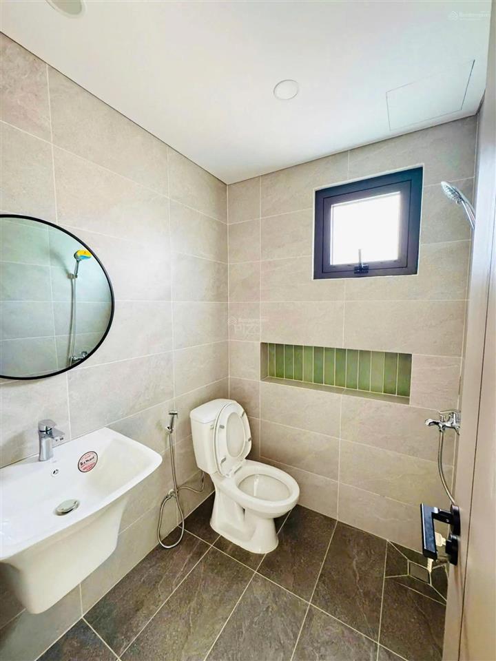 Siêu hiếm! nhà huỳnh văn bánh p17 phú nhuận ngang 4.85m, hẻm 5m, đúc lửng 3tst, 5pn. giá 11 tỷ