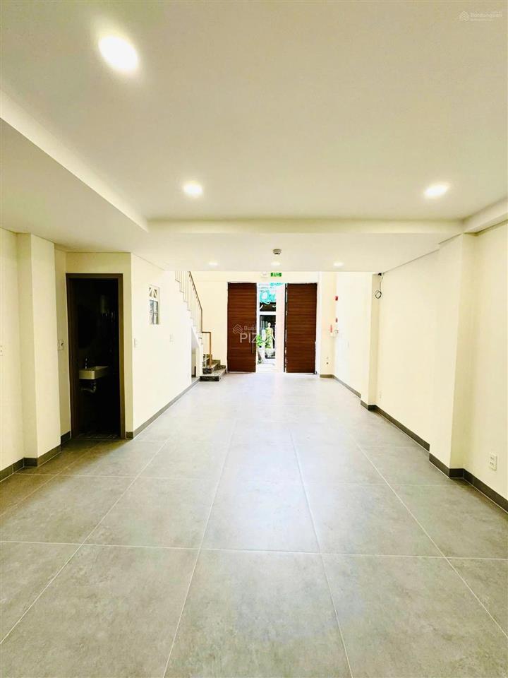 Siêu hiếm! nhà huỳnh văn bánh p17 phú nhuận ngang 4.85m, hẻm 5m, đúc lửng 3tst, 5pn. giá 11 tỷ
