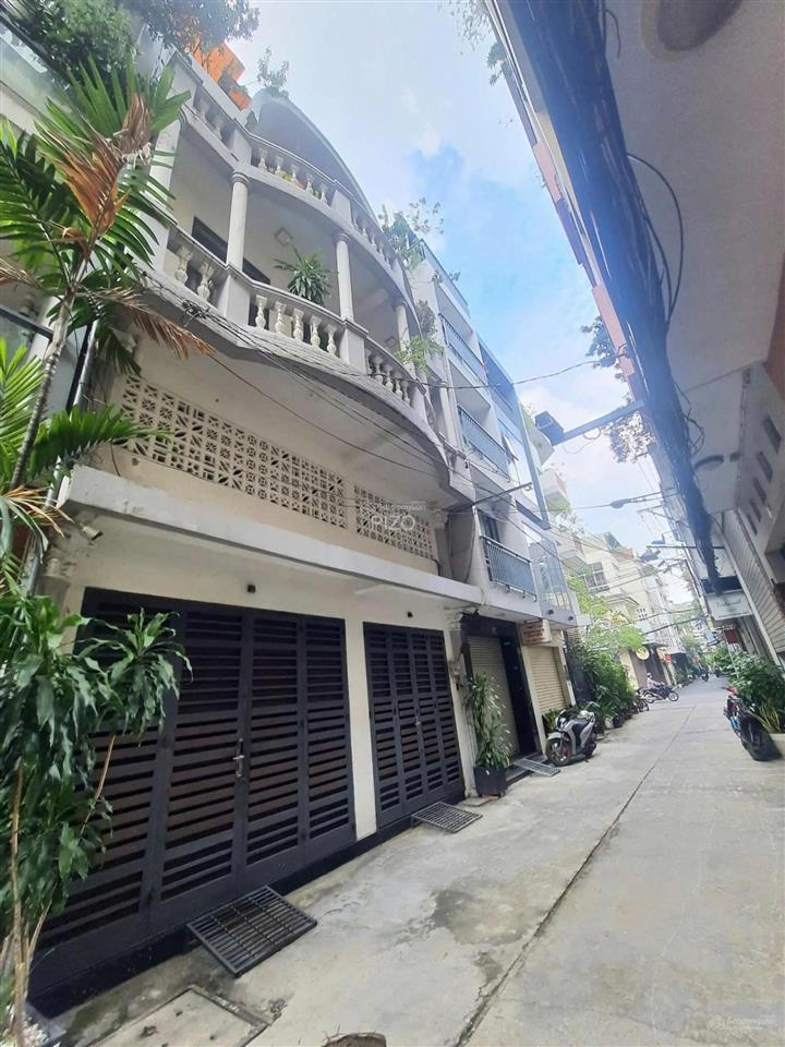 Biệt thự phố đoàn thị điểm p1 phú nhuận, ngang khủng 7m đúc lửng 3 tầng, cn 65m2. giá 16.8 tỷ