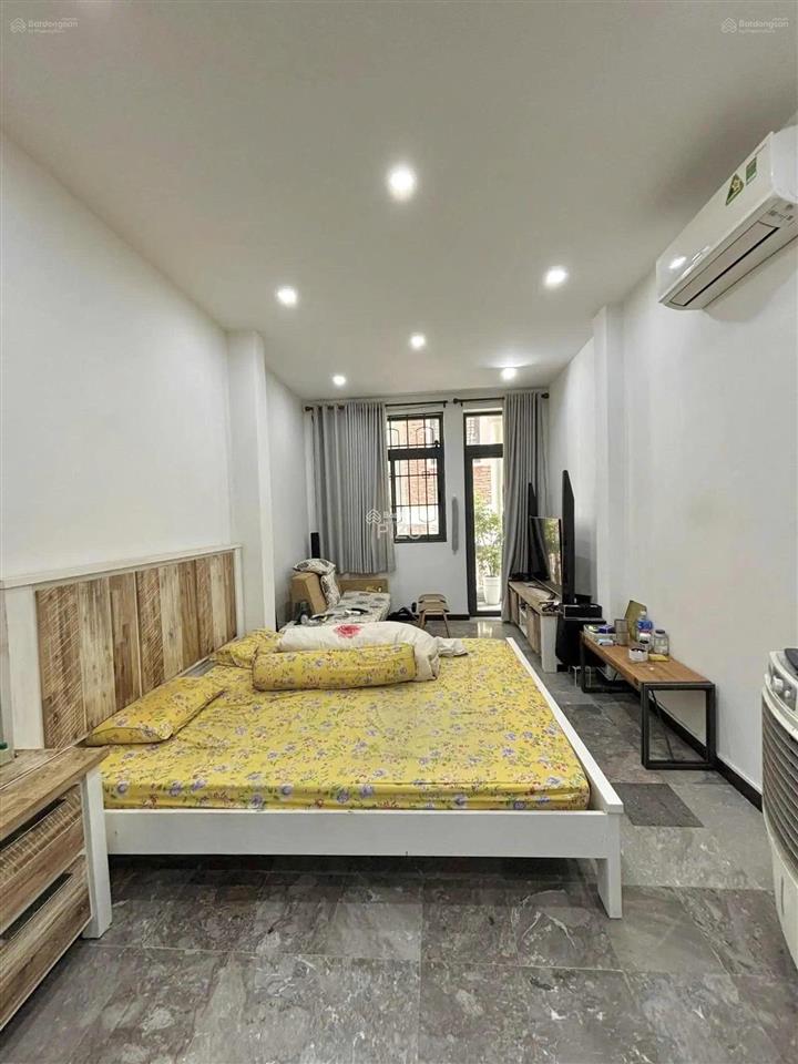 Biệt thự phố đoàn thị điểm p1 phú nhuận, ngang khủng 7m đúc lửng 3 tầng, cn 65m2. giá 16.8 tỷ