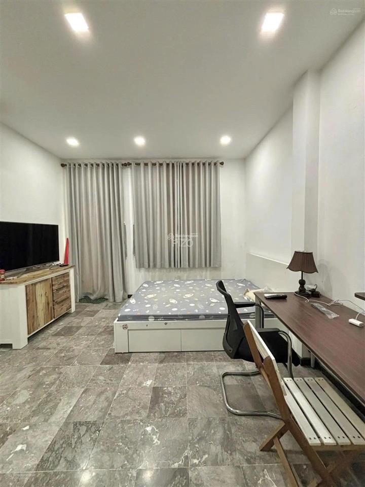 Biệt thự phố đoàn thị điểm p1 phú nhuận, ngang khủng 7m đúc lửng 3 tầng, cn 65m2. giá 16.8 tỷ