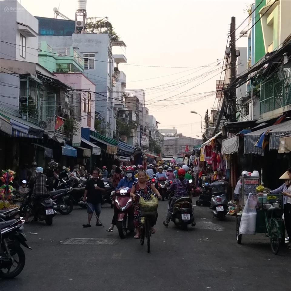 Mua đất tặng nhà nở hậu đường phạm thế hiển  dt 45m2  giá 5 tỷ hẻm thông chợ sáng bùi minh trực