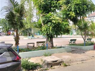 Bán đất mặt tiền đường nội bộ phạm thế hiển  view công viên  88m2 chỉ 5 tỷ 6