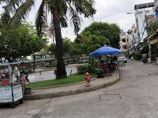 Bán nhà mới 4 tầng btct  xe tải tránh nhau  sát cầu chà và  49m2  giá 5.7tỷ  shr hoàn công đủ.