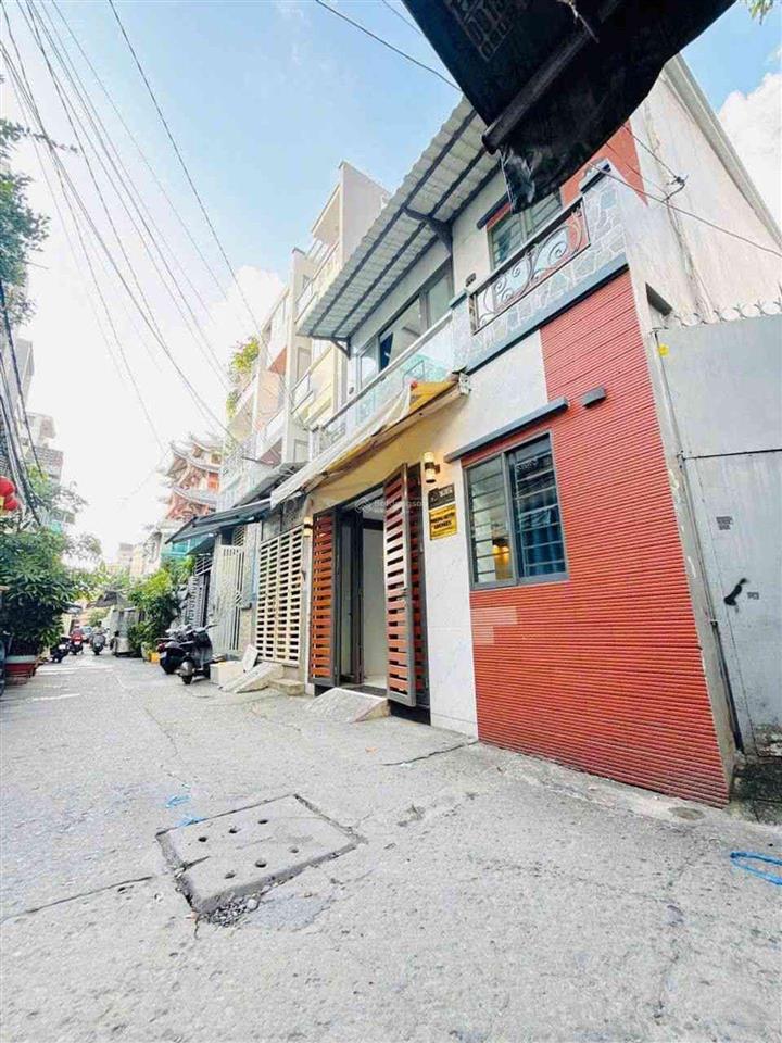 Bán nhà mới xây 2 tầng đường âu dương lân, diện tích 75m2, giá 6.58 tỷ, hẻm xe hơi đỗ cửa