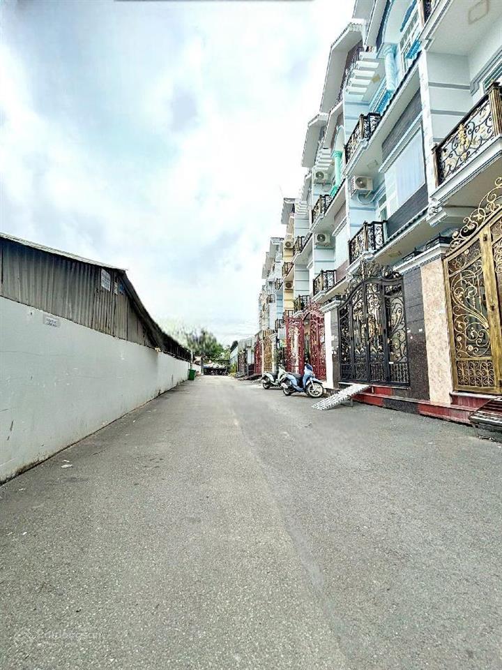Bán nhà mới 4 tầng đường an dương vương quận 8 diện tích 58m2 ngang 4m1 hẻm xe hơi đỗ cửa giá 5.8tỷ