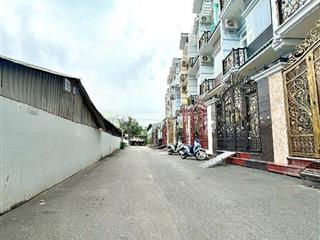 Bán nhà mới 4 tầng đường an dương vương quận 8 diện tích 58m2 ngang 4m1 hẻm xe hơi đỗ cửa giá 5.8tỷ