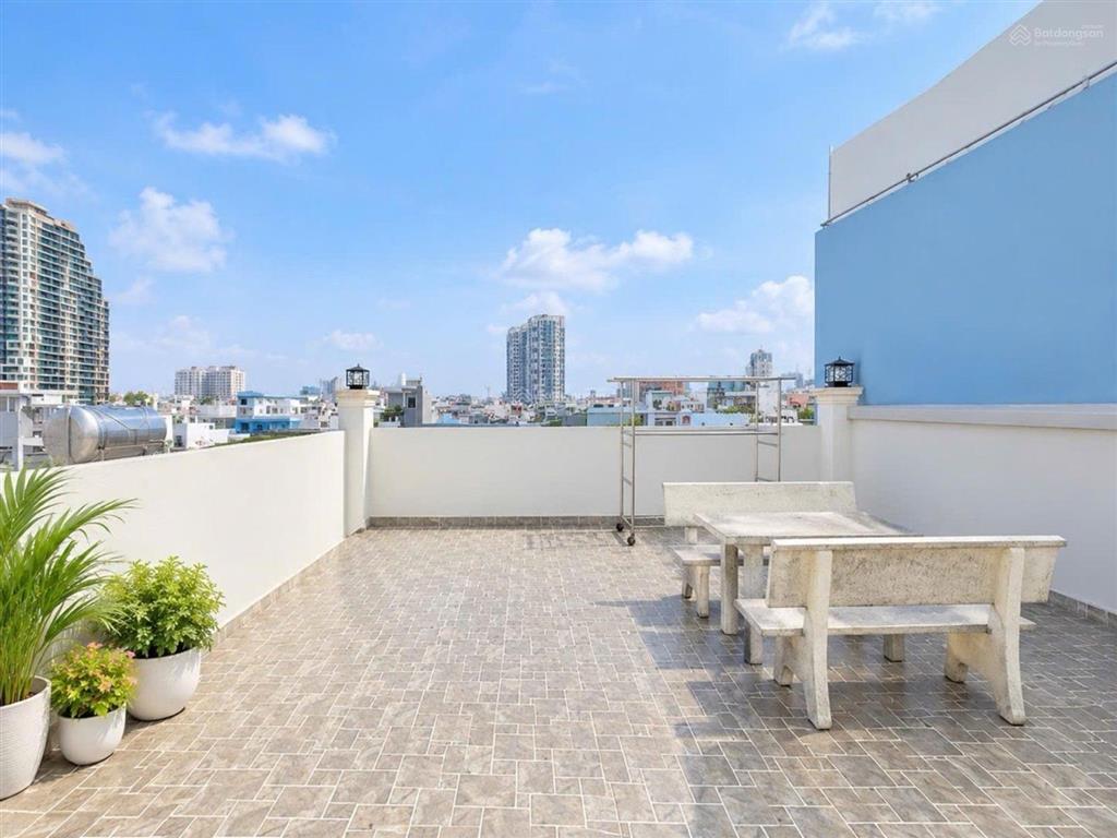 Bán nhà 4 tầng đường hoài thanh quận 8 hẻm xe hơi  4m3 x 28m với giá 7.9 tỷ view bờ kè mới