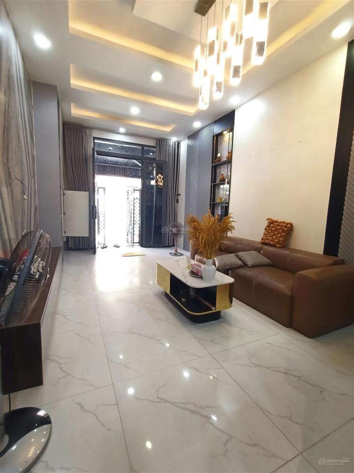 Bán nhà 3 tầng btct đường bùi minh trực ngay chợ sáng  dt 4.1 x 20.5  hẻm xe hơi lùi giá 8.99 tỷ