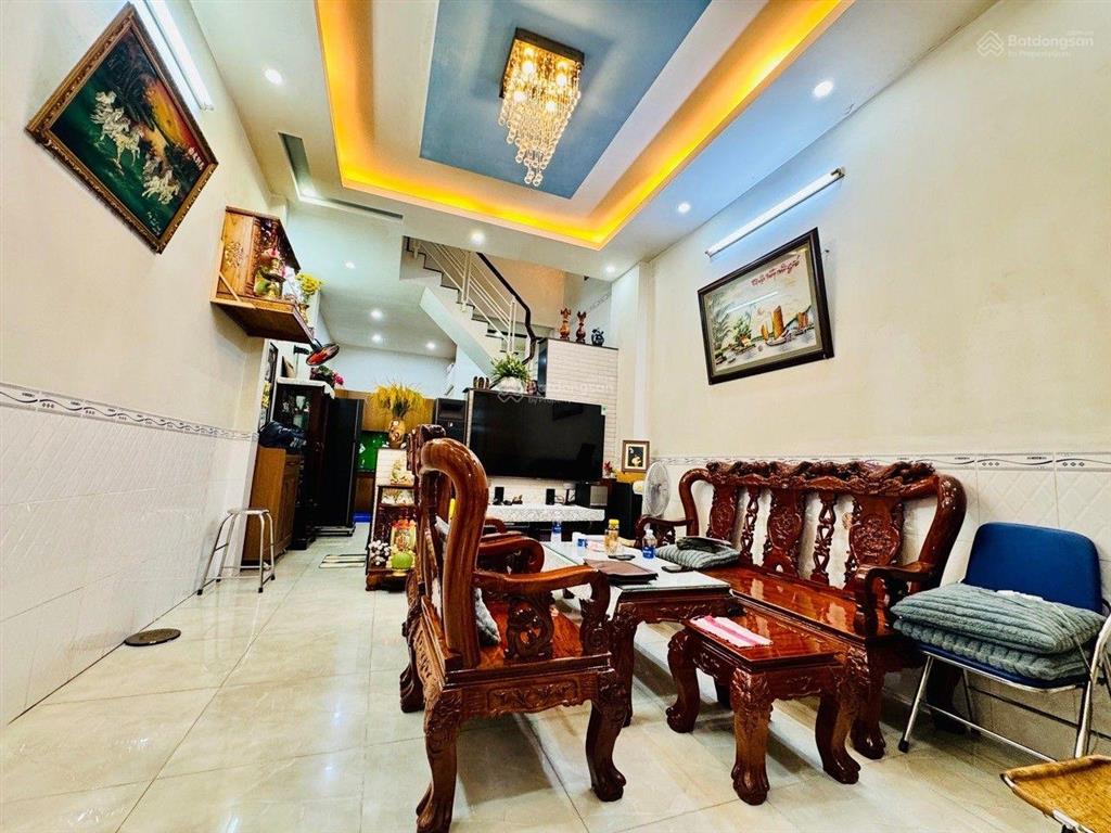 Nhà đẹp 2 tầng đường chánh hưng  dt 46m2 nở hậu tài lộc  gần aeon cao lỗ  giá 4.28 tỷ