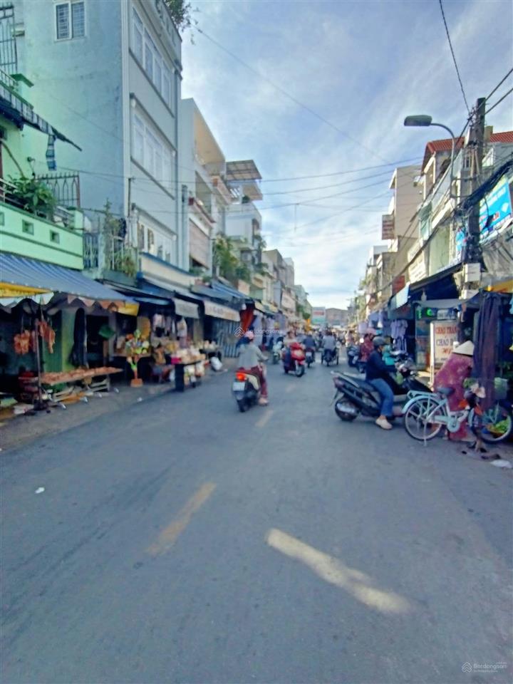 Bán nhà mặt tiền chợ kinh doanh hoàng minh đạo dt 42m2 đang có dòng tiền 20tr/tháng  giá 9,4 tỷ