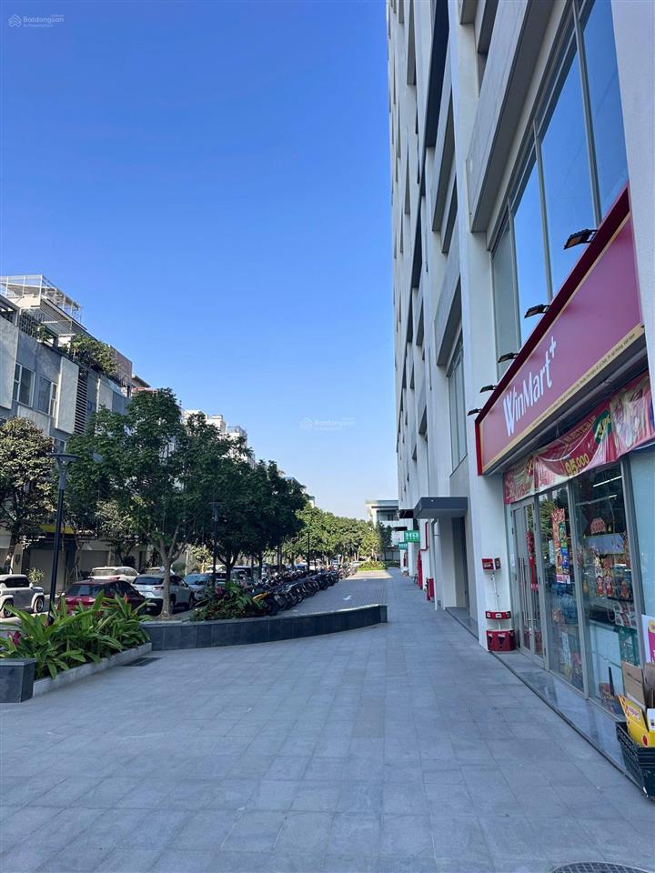 Phòng kinh doanh mai anh leasing cho thuê căn 2 ngủ mới tinh chỉ 13 triệu