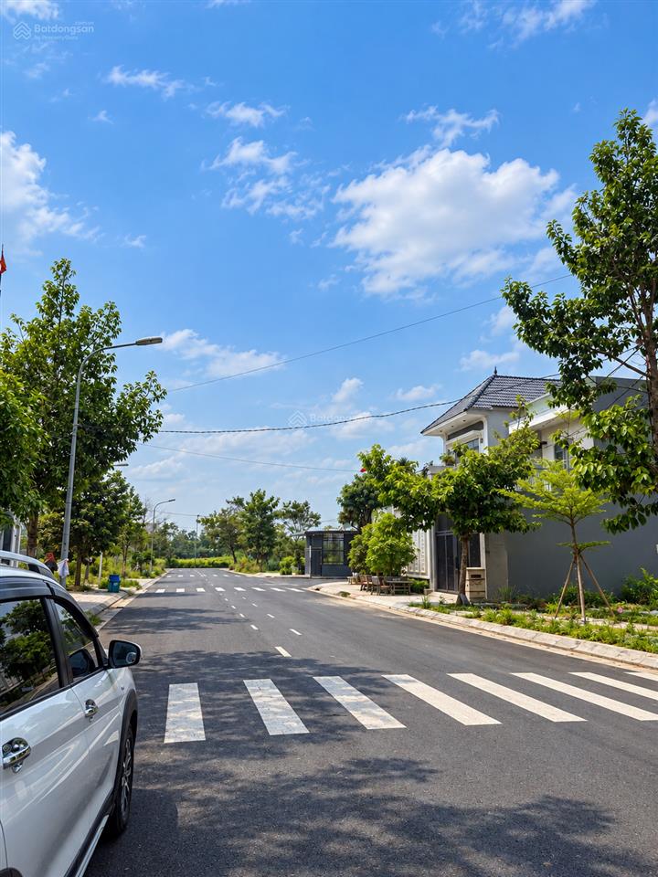 Chủ ngộp cắt lỗ gần 400tr lô đất ngay trạm ga metro số 1a ngay công nghệ cao dt 95m2 giá chỉ 1ty***