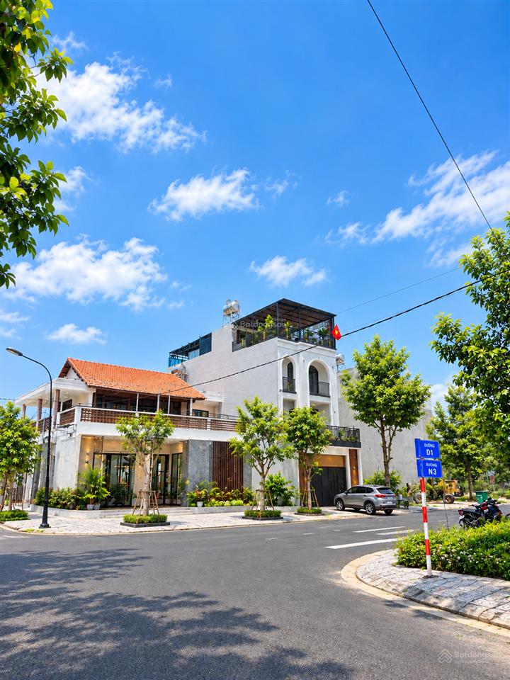 Chủ ngộp cắt lỗ gần 400tr lô đất ngay trạm ga metro số 1a ngay công nghệ cao dt 95m2 giá chỉ 1ty***
