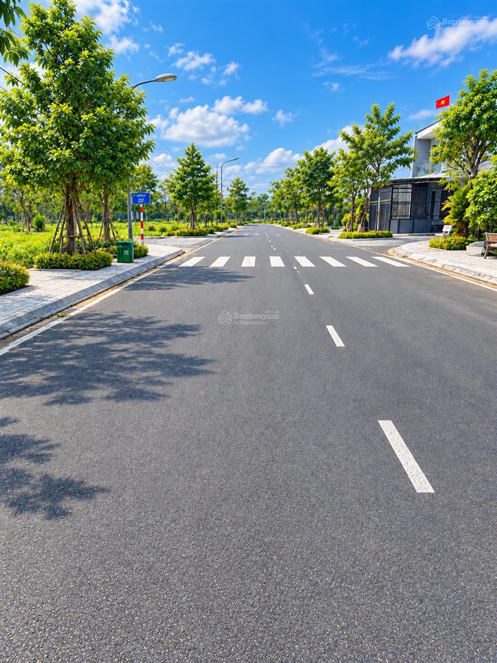 Chủ ngộp cắt lỗ gần 400tr lô đất ngay trạm ga metro số 1a ngay công nghệ cao dt 95m2 giá chỉ 1ty***