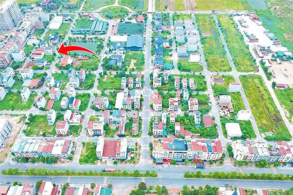 Bán bt 3.5 tầng kđt tùng bách view hồ 4pn, 5wc, 285m2 ở khu đô thị mới quế võ đang có dòng tiền