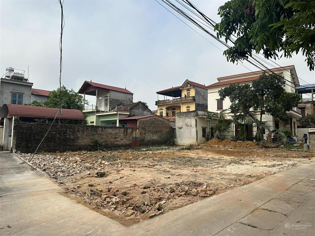 Bán lô góc 2 mặt tiền tại guột, xã việt hùng, huyện quế võ, bắc ninh, xung quanh nhiều phòng trọ