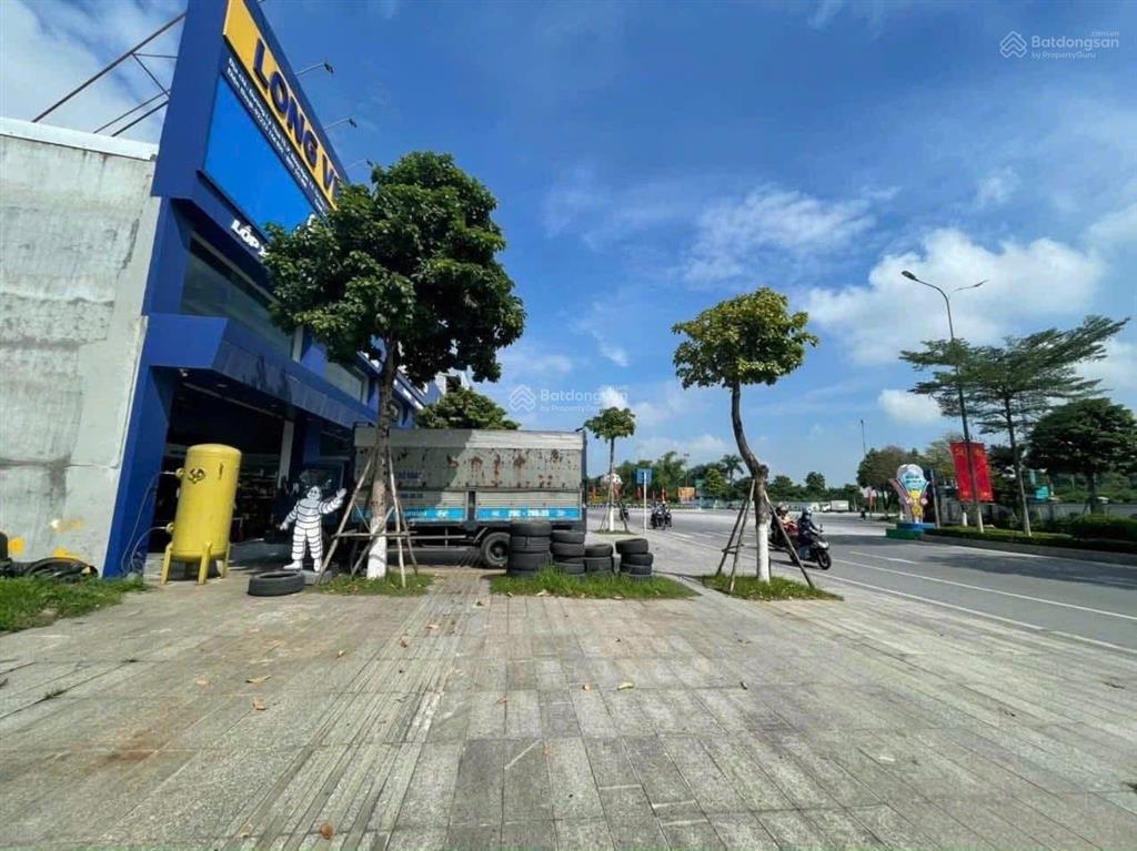 Cần chuyển nhượng lô đất đẹp mặt trục chính đường đt 179 (dabaco, từ sơn) gần vòng xuyến