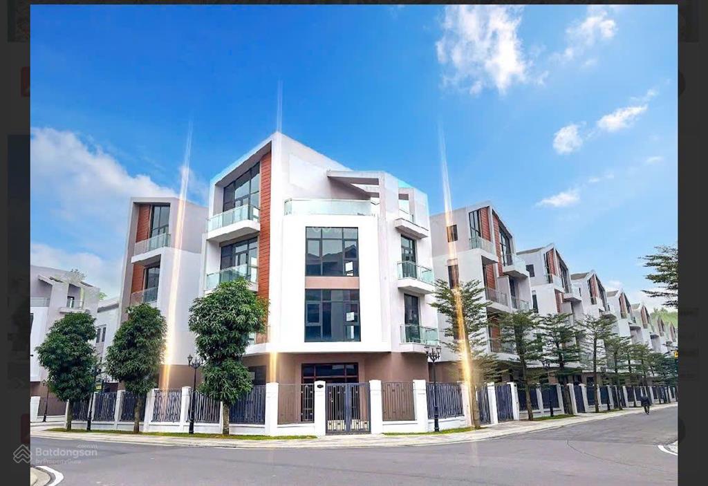 Chính chủ cần vốn kinh doanh bán căn hộ hoa hậu liền kề xẻ khe 128m2, giá cắt lỗ ocean park 2