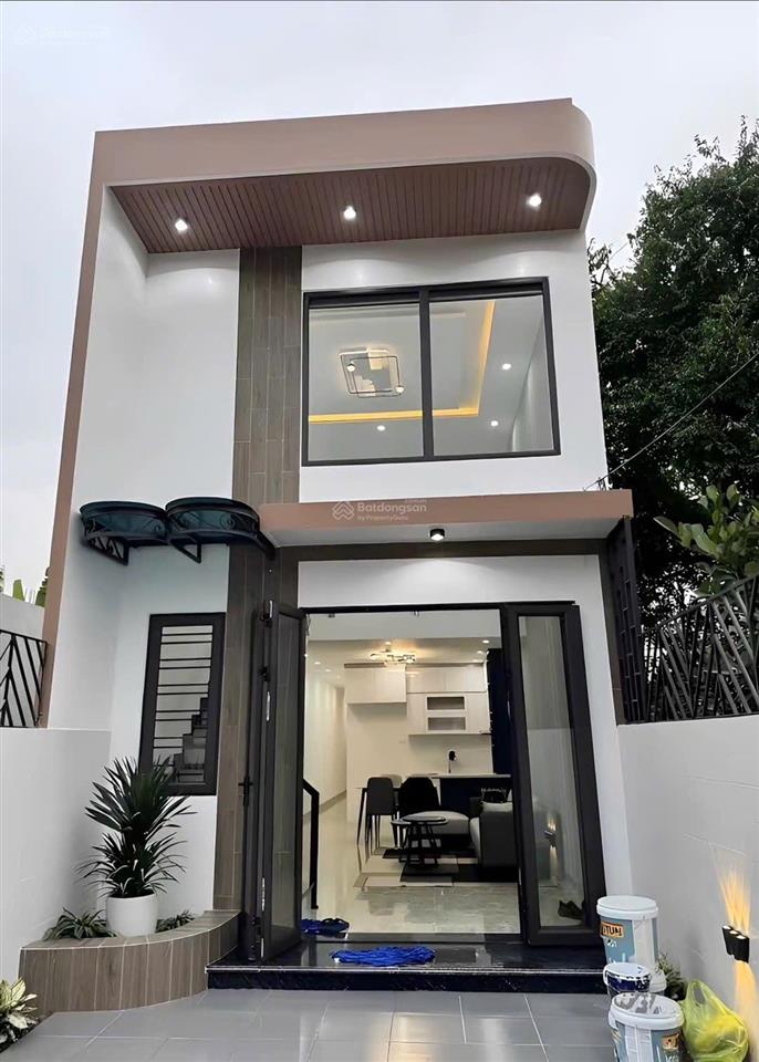 Giảm 300tr cho vợ chồng trẻ sở hữu căn nhà gác lửng hiện đại , 2pn , giá 1 ty 900 full n.thất