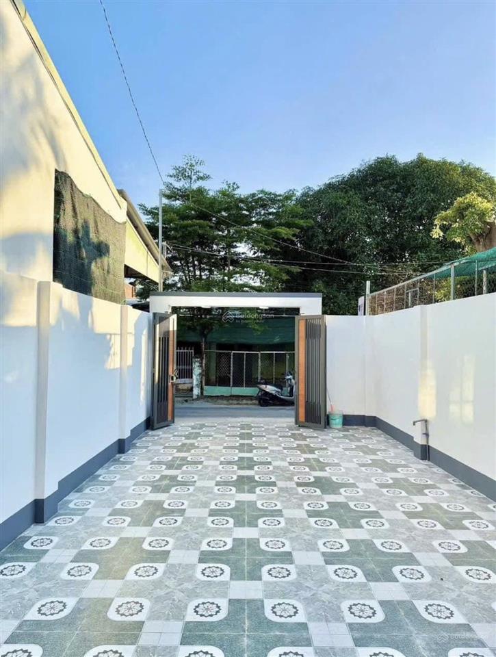 Bán lỗ 200tr nhà riêng lẻ 1t1lửng , đường tân liêm , xã phong phú , bình chánh , 90m2 , giá rẻ