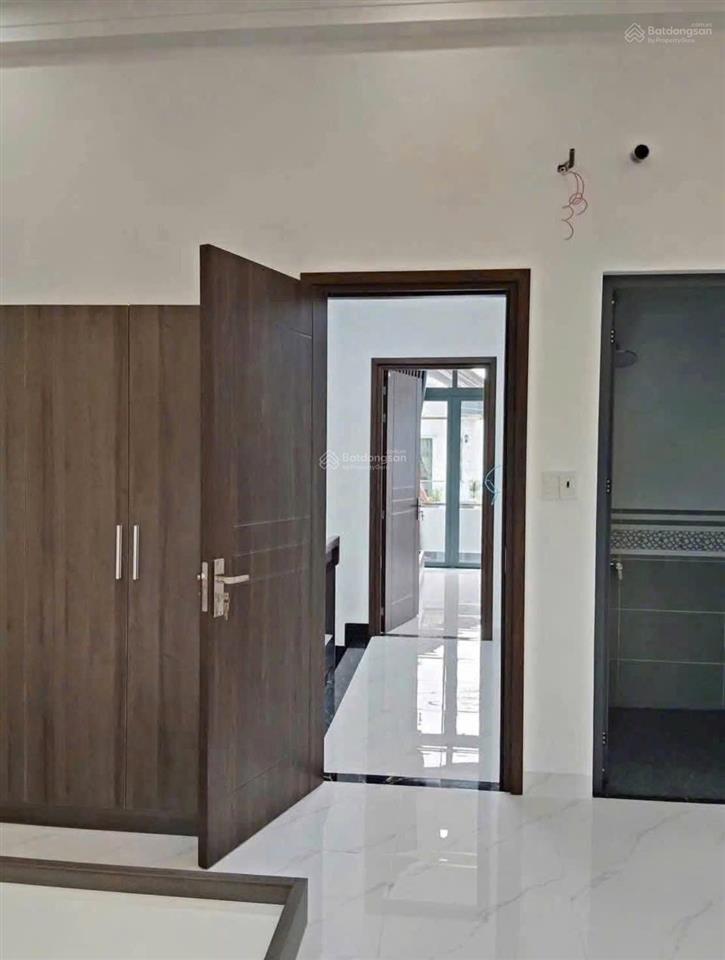 Thanh lý gấp trong tuần nhà tại võ văn vân, dt 90 m2, 3pn, 2wc, giá 900tr