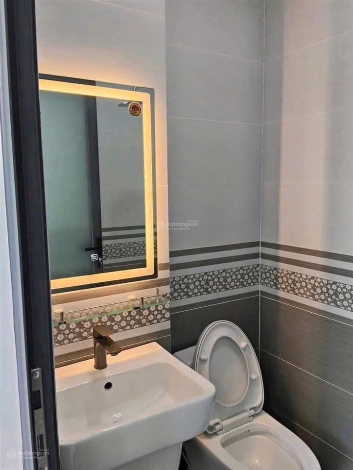 Thanh lý gấp trong tuần nhà tại võ văn vân, dt 90 m2, 3pn, 2wc, giá 900tr