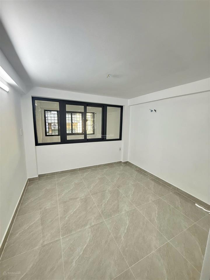 Bán nhà ngô quyền, quận 10  dt 3,2 x 11m  vf3 ngủ nhà  cách hẻm xe hơi đúng 1 căn nhà  4 tầng