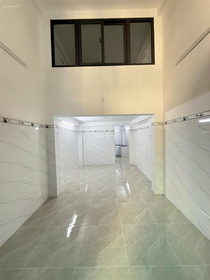 Bán nhà ngô quyền, quận 10  dt 3,2 x 11m  vf3 ngủ nhà  cách hẻm xe hơi đúng 1 căn nhà  4 tầng
