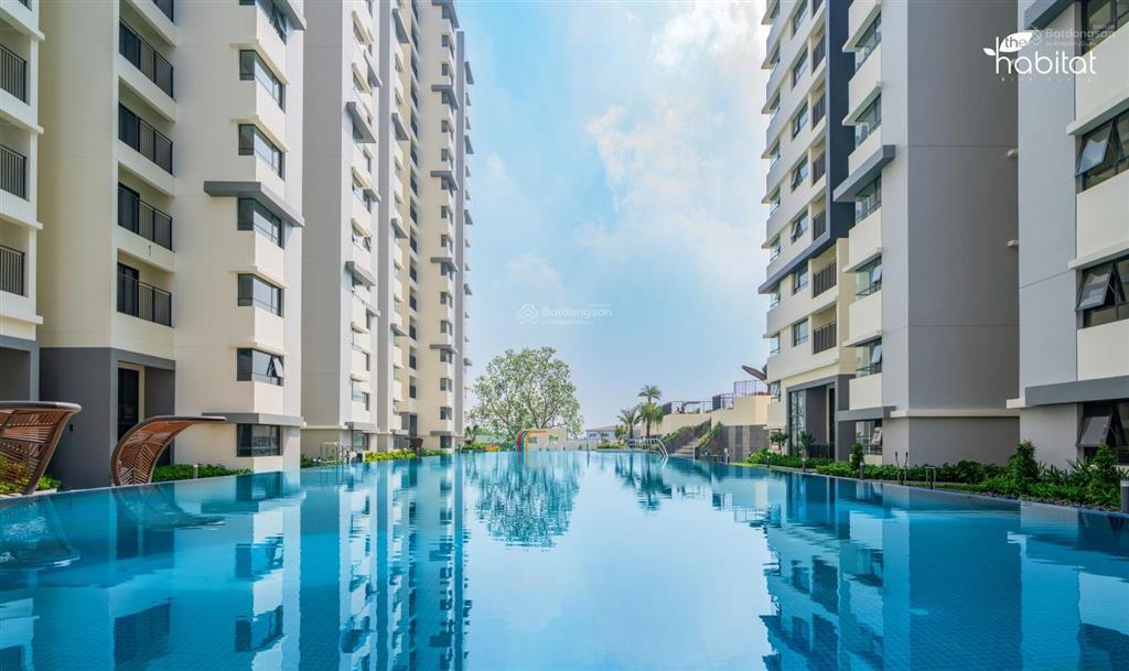 Sang nhượng căn 2pn ban công view hồ bơi giá sang nhượng chỉ 3,5 3,8 tỷ giá cđt ~3,9 tỷ